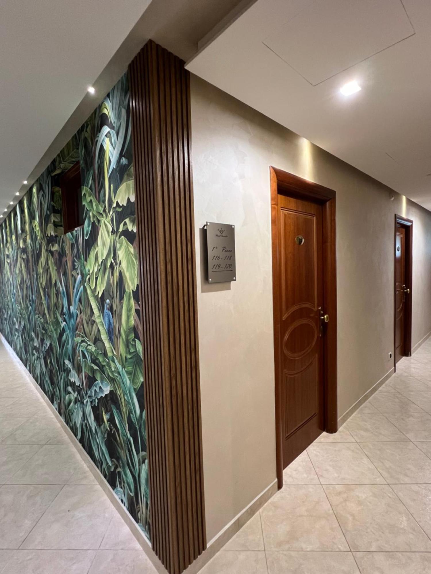 Hotel Smeraldo Qualiano Esterno foto