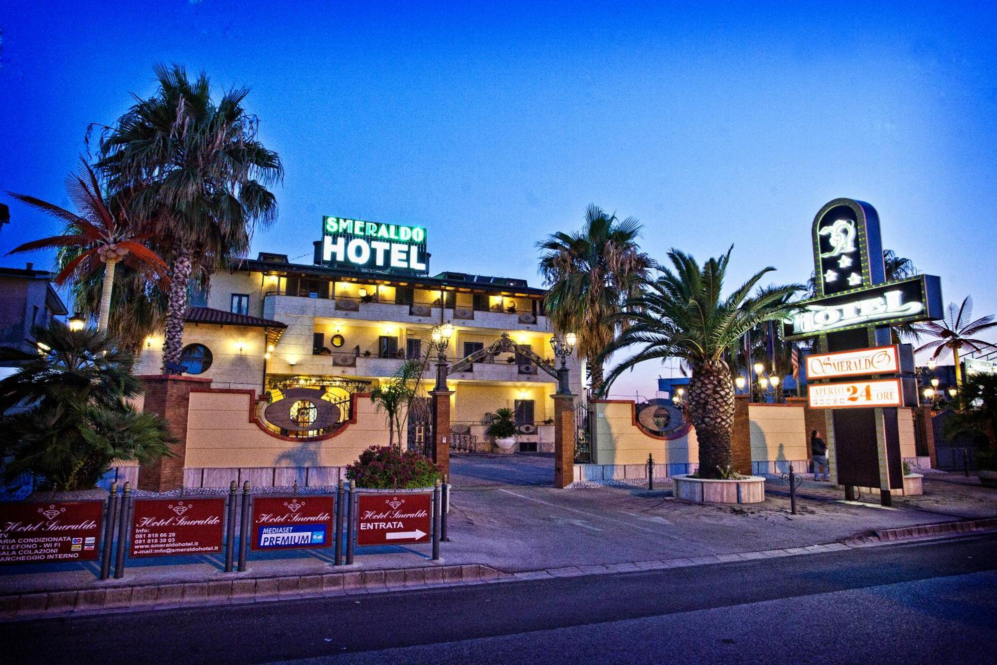 Hotel Smeraldo Qualiano Esterno foto