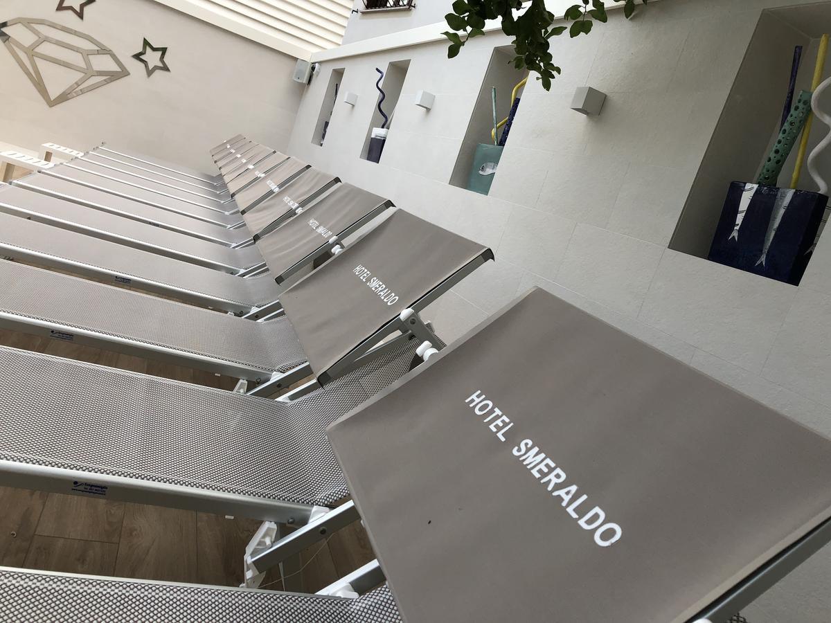 Hotel Smeraldo Qualiano Esterno foto